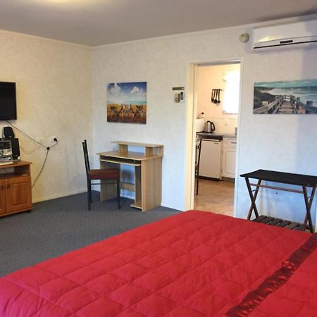 המילטון Boundary Court Motor Inn מראה חיצוני תמונה