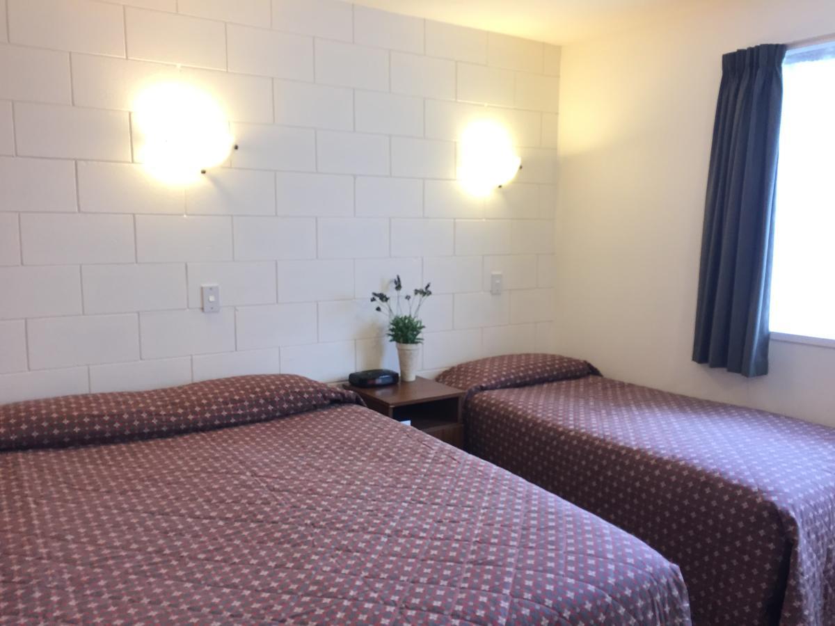 המילטון Boundary Court Motor Inn מראה חיצוני תמונה