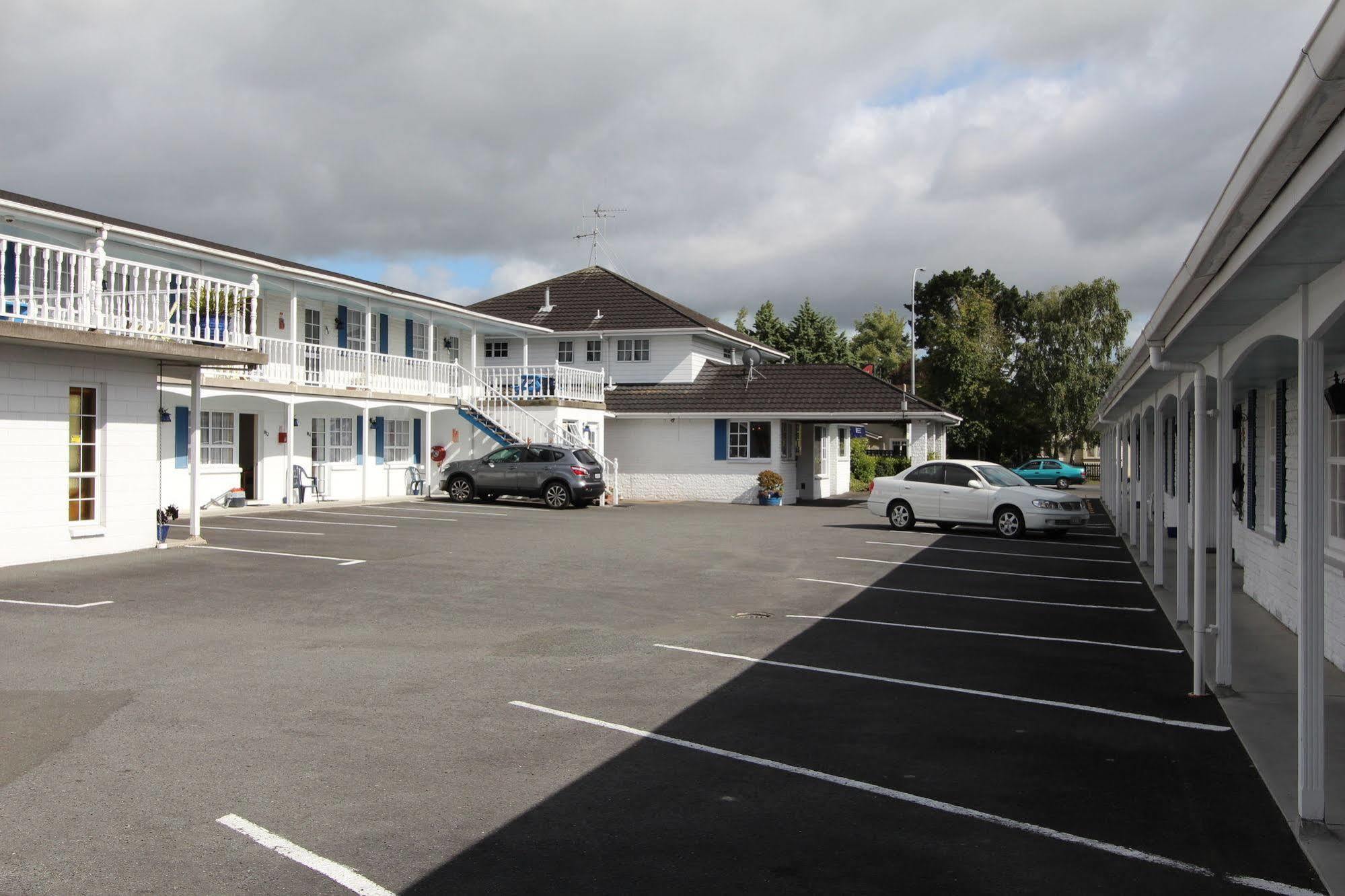 המילטון Boundary Court Motor Inn מראה חיצוני תמונה