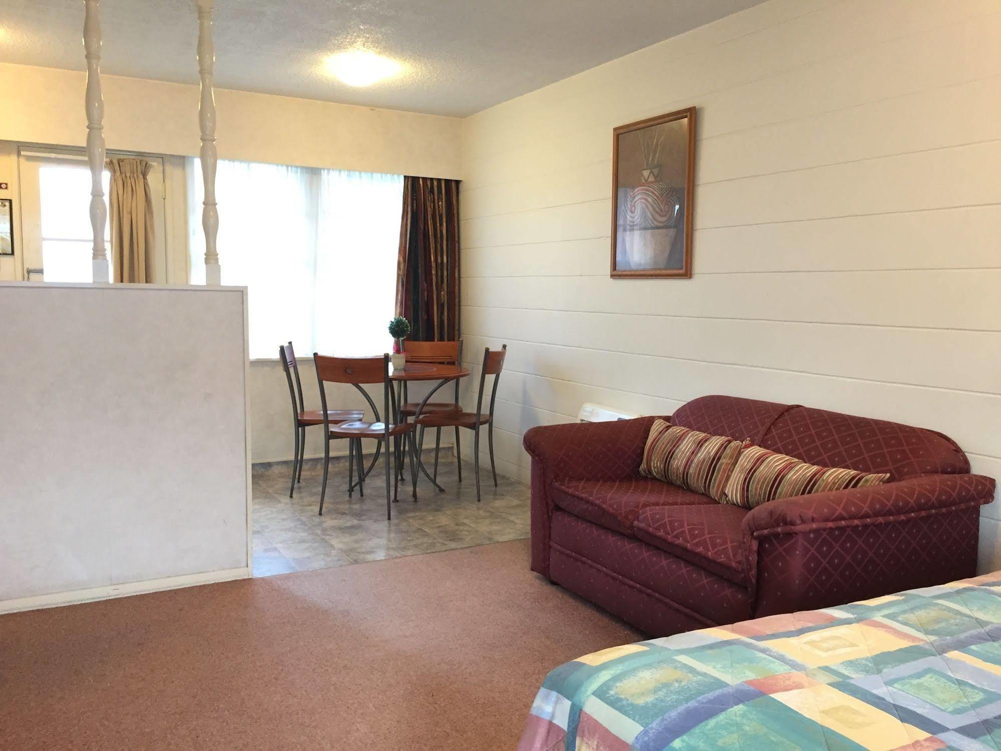 המילטון Boundary Court Motor Inn מראה חיצוני תמונה